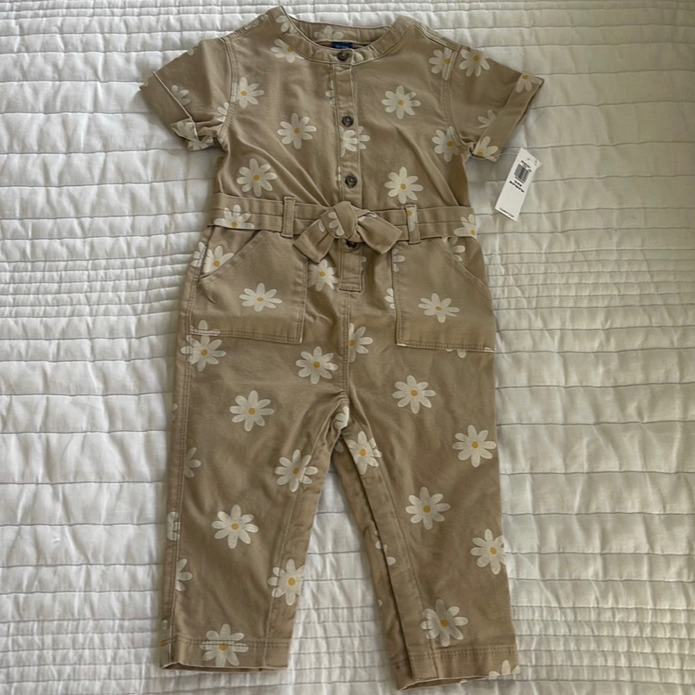 *NWT* Old Navy jumpsuit